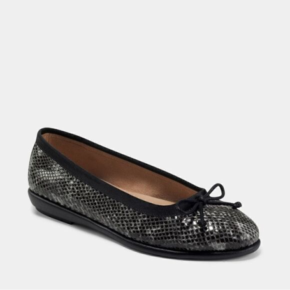 Naturalizer Black Snake Print Ballet Flats size 7 - Picture 1 of 9
